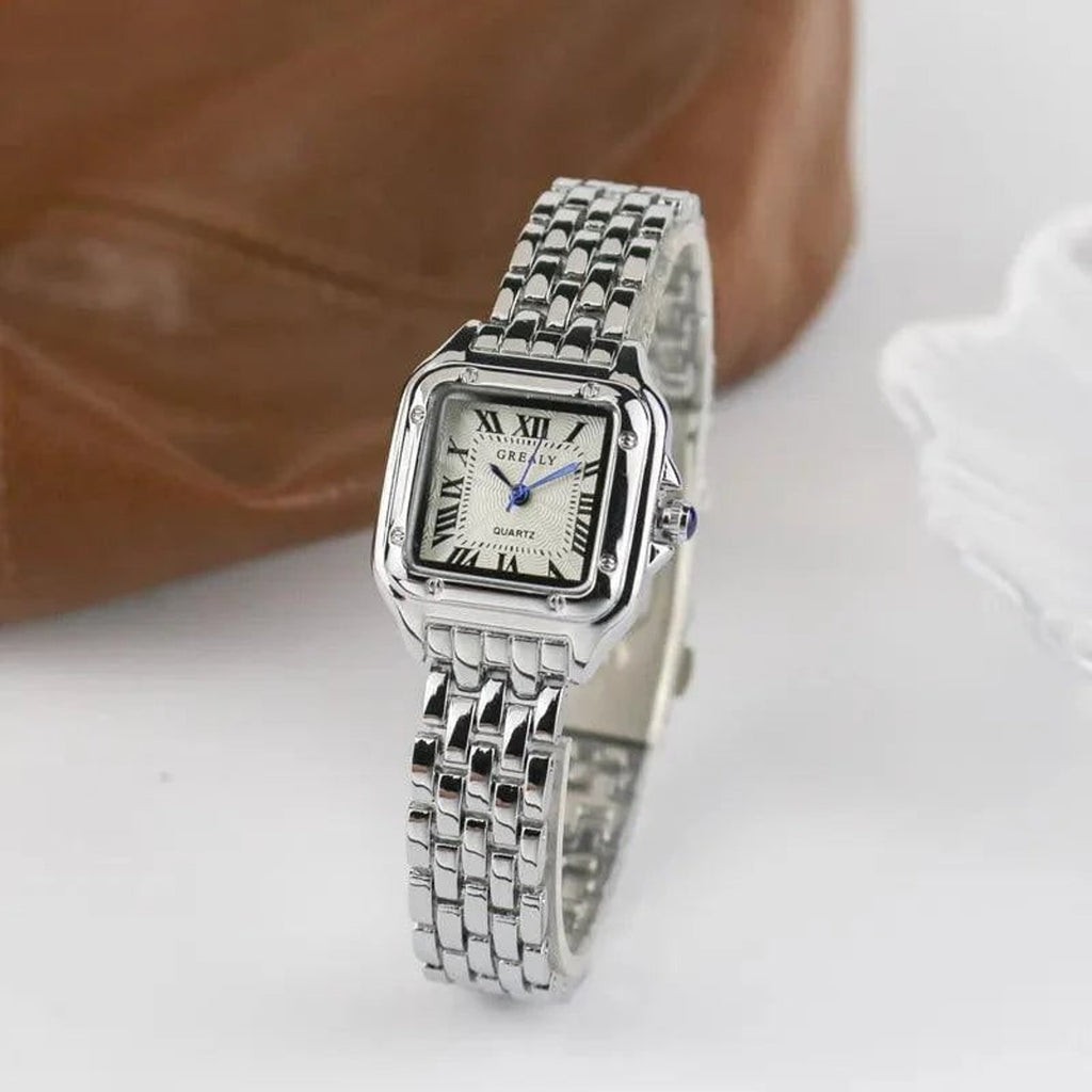 Women's Square Watch with Comfortable Link Bracelet and Roman Numerals - Image 5